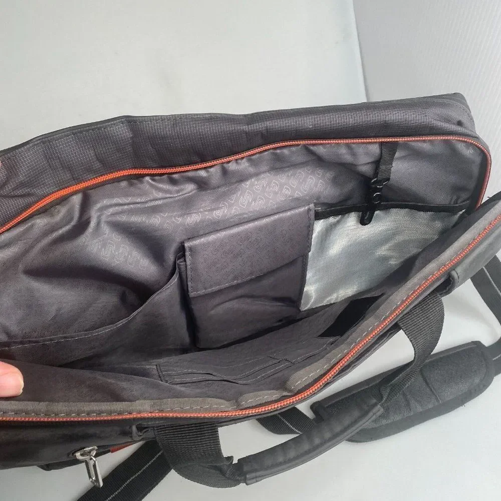 SOLO Laptop or Messengar Bag Black Nylon w/ Padded Sleeve for up to 16